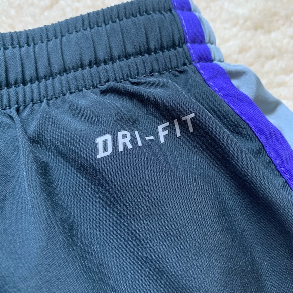 Nike shorts - Picture 4 of 6